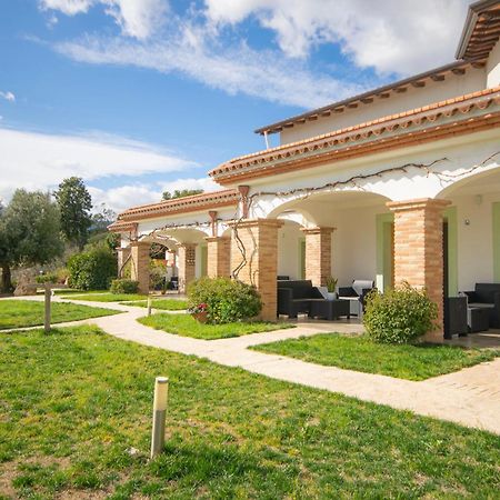 Hotel Essenza Di Mirto La Caletta Eksteriør bilde
