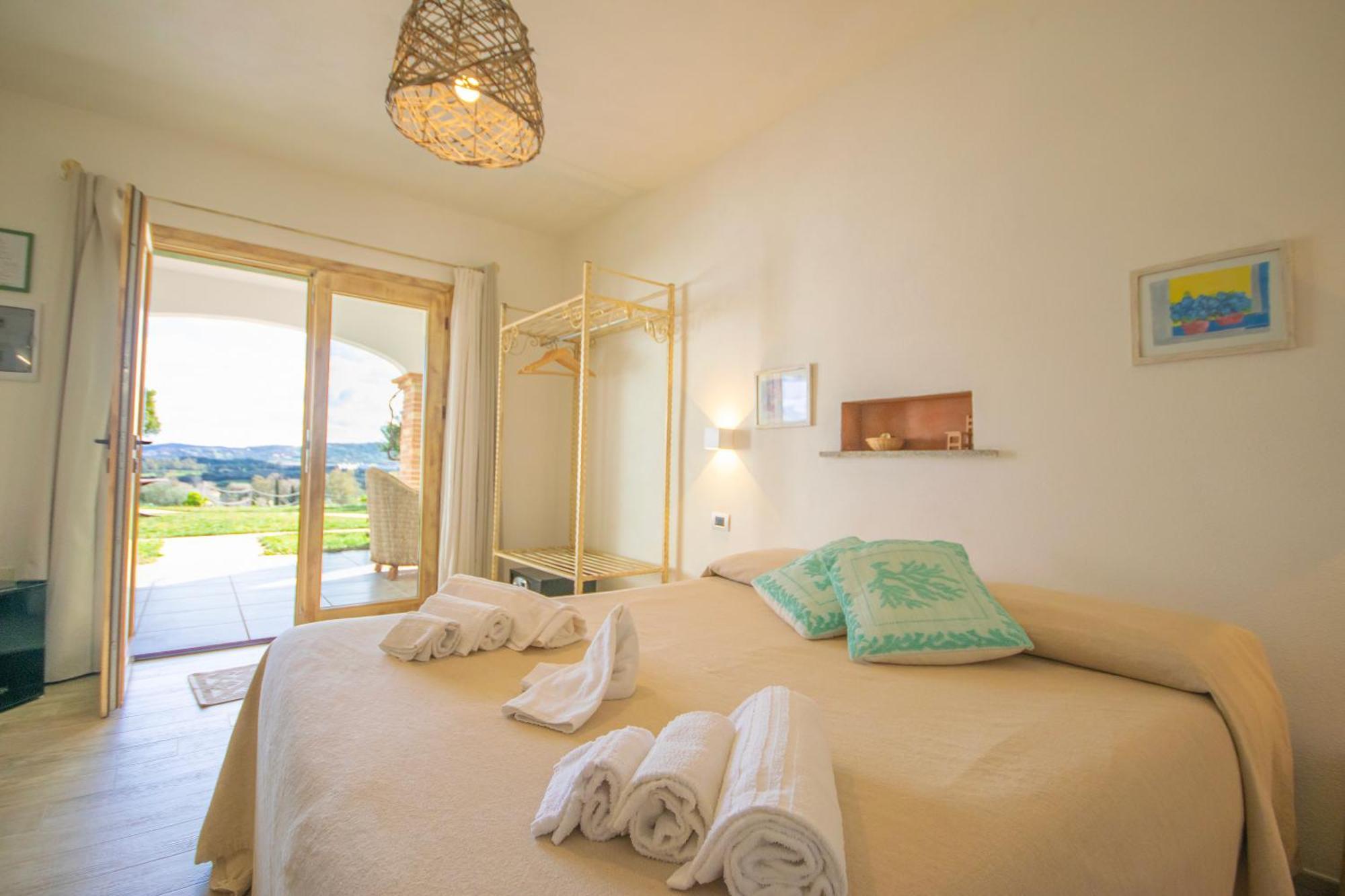 Hotel Essenza Di Mirto La Caletta Rom bilde