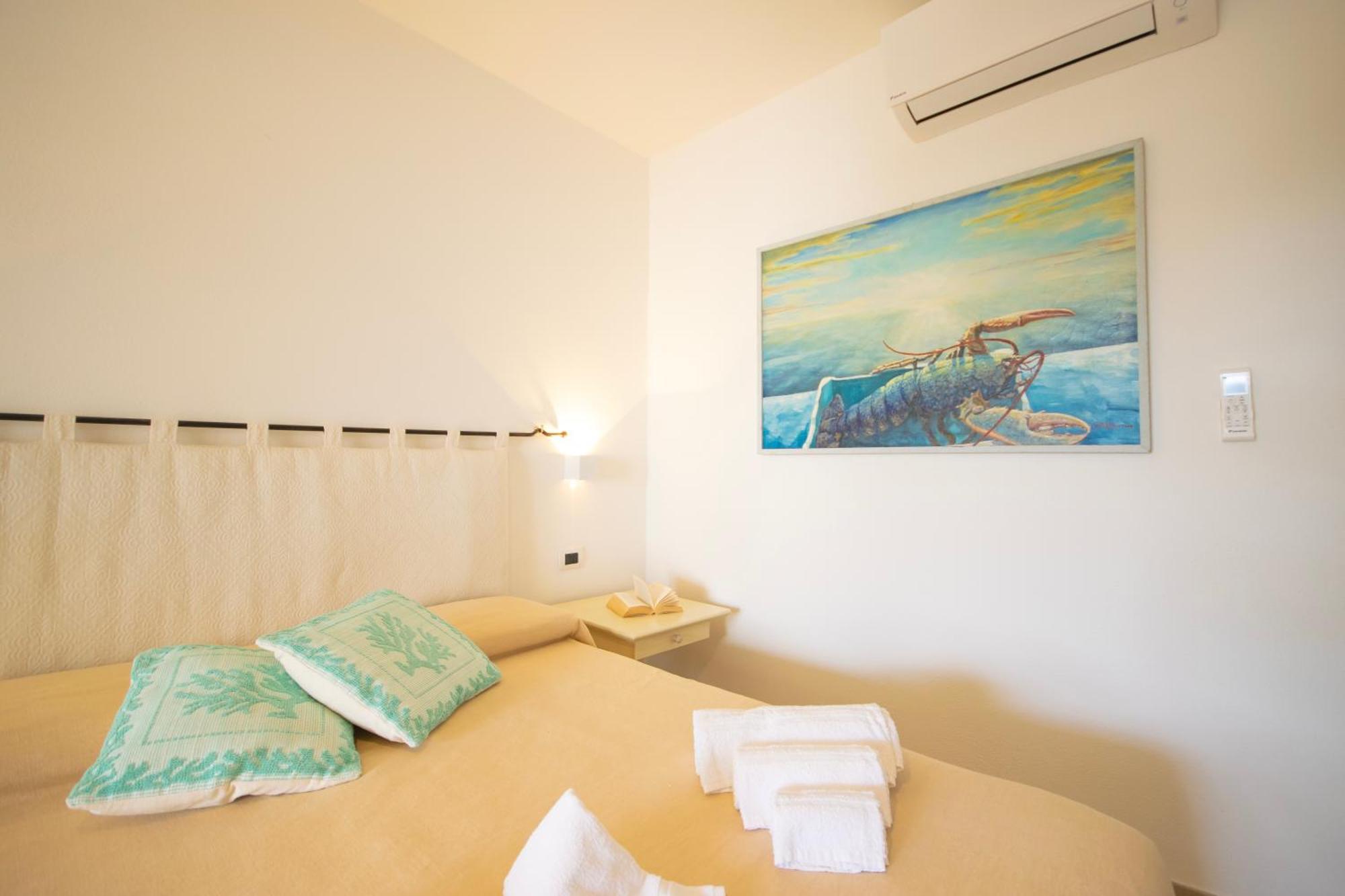 Hotel Essenza Di Mirto La Caletta Eksteriør bilde